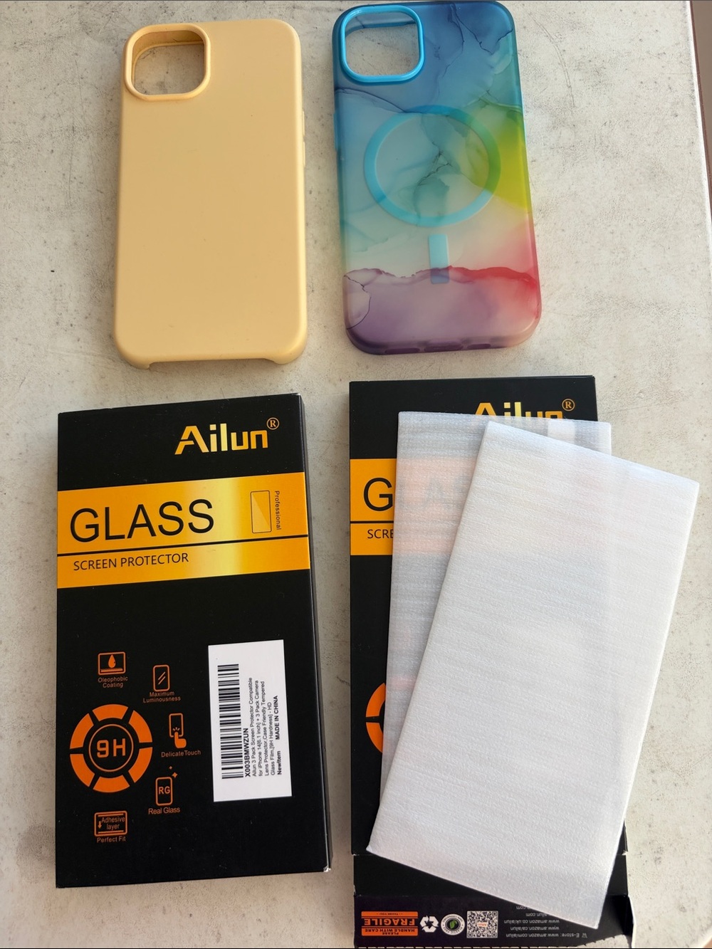 5 NEW Ailun Screen Protectors and 3 Phone Cases. iPhone 14